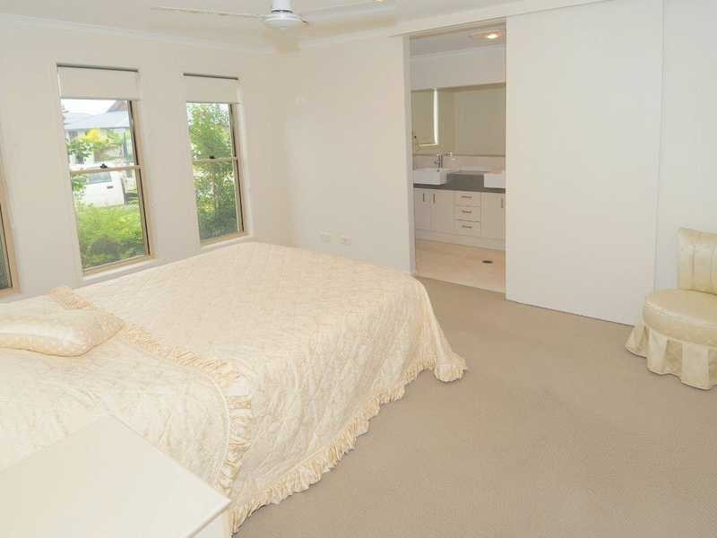 10 Mozart Street, Sippy Downs QLD 4556
