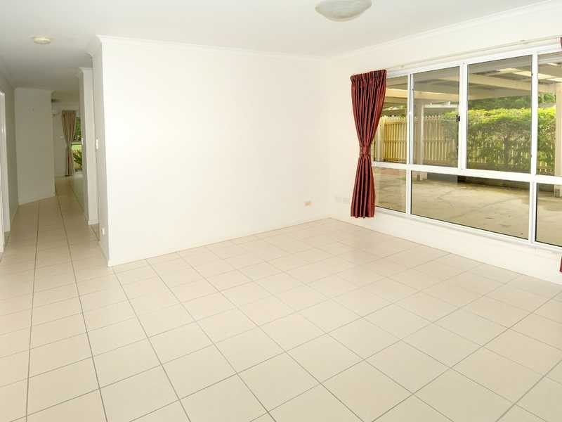 43 Sorbonne Close, Sippy Downs QLD 4556