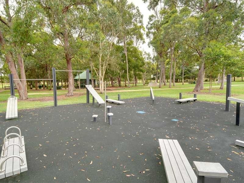 43 Sorbonne Close, Sippy Downs QLD 4556