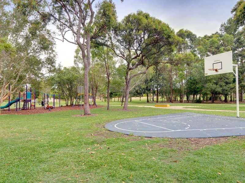 43 Sorbonne Close, Sippy Downs QLD 4556