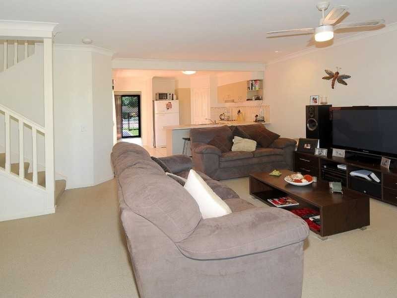 Unit 18/2 Springhill Drive, Sippy Downs QLD 4556