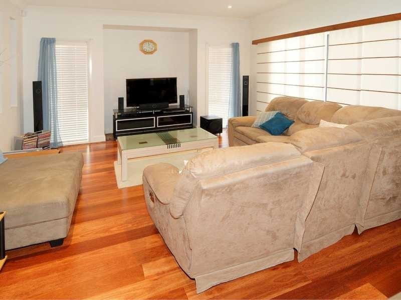11 Wellman Crescent, Sippy Downs QLD 4556