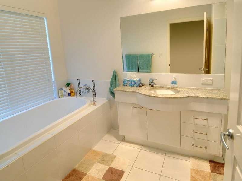 11 Wellman Crescent, Sippy Downs QLD 4556