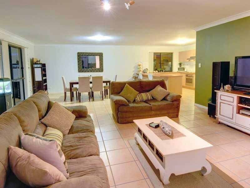 8 Windermere Way, Sippy Downs QLD 4556