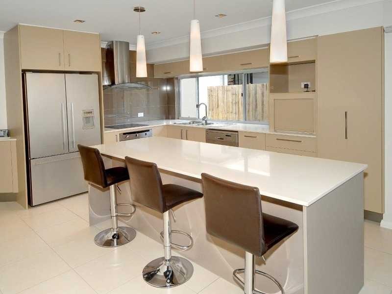 6 White Oak Street, Sippy Downs QLD 4556