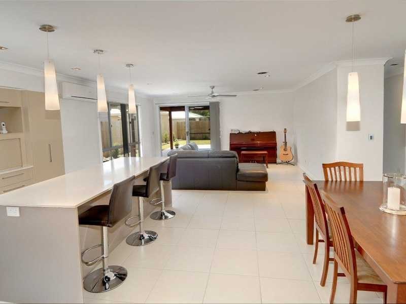 6 White Oak Street, Sippy Downs QLD 4556