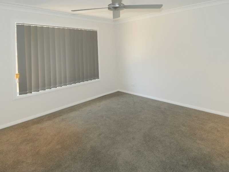 6 White Oak Street, Sippy Downs QLD 4556