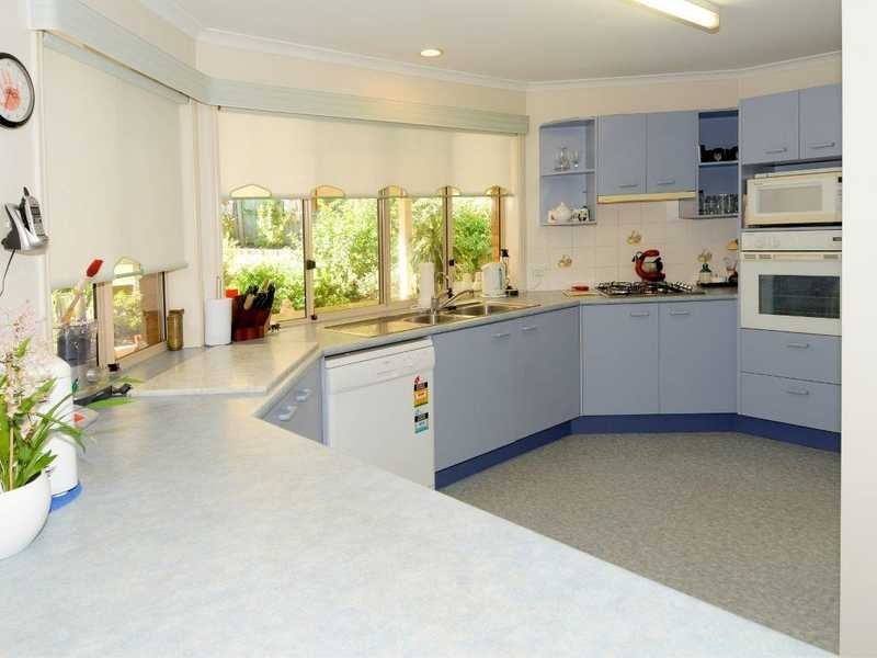 8 Cambridge Court, Sippy Downs QLD 4556