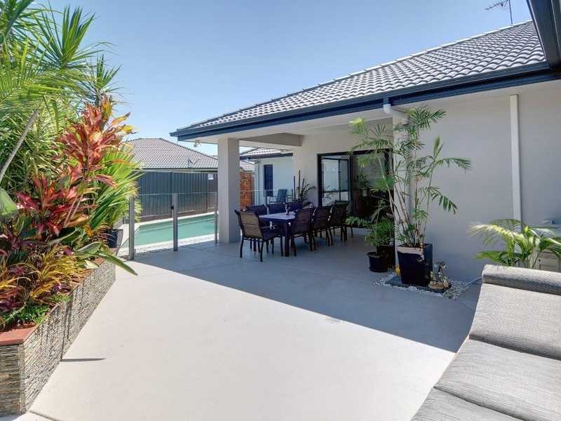 1 Beethoven Circuit, Sippy Downs QLD 4556