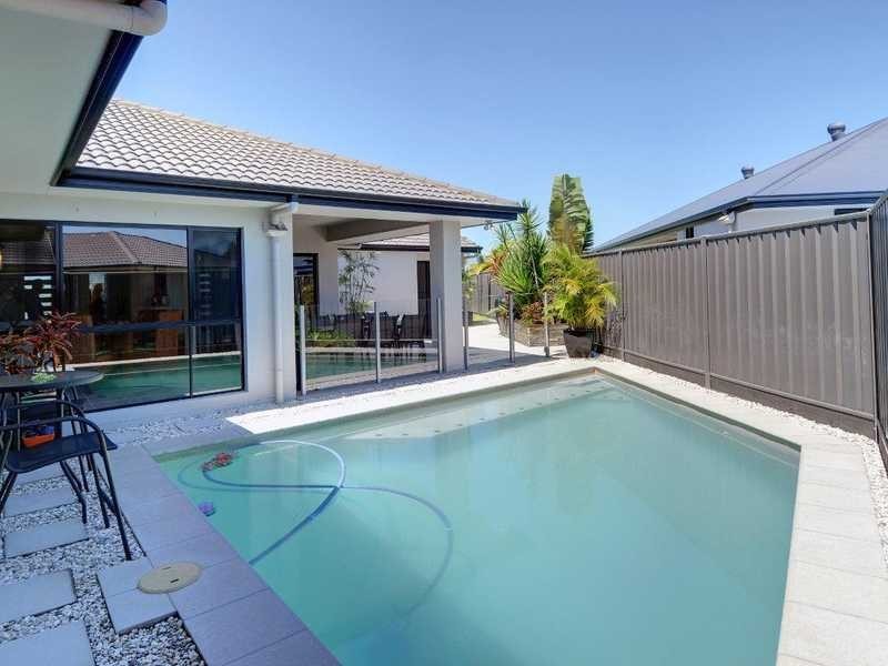 1 Beethoven Circuit, Sippy Downs QLD 4556