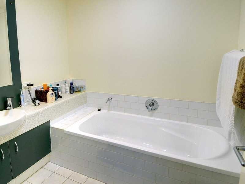 Unit 6/2 Lakehead Drive, Sippy Downs QLD 4556