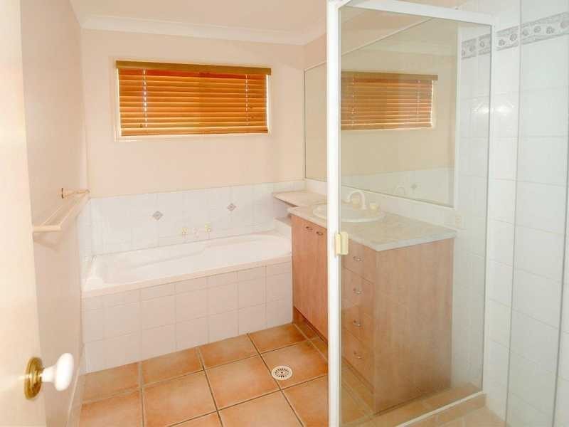 6 Explorer Street, Sippy Downs QLD 4556