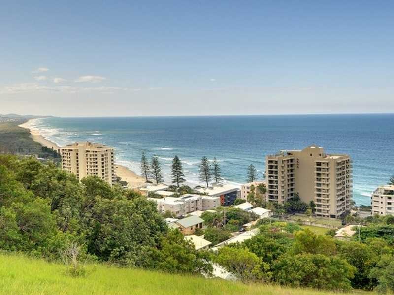 32 Pacific Terrace, Coolum Beach QLD 4573