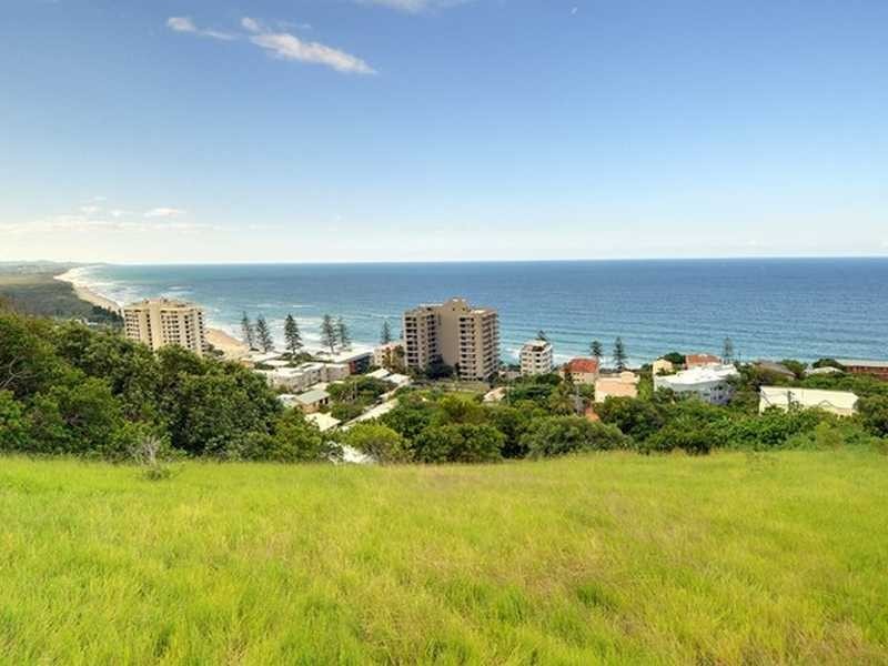 32 Pacific Terrace, Coolum Beach QLD 4573