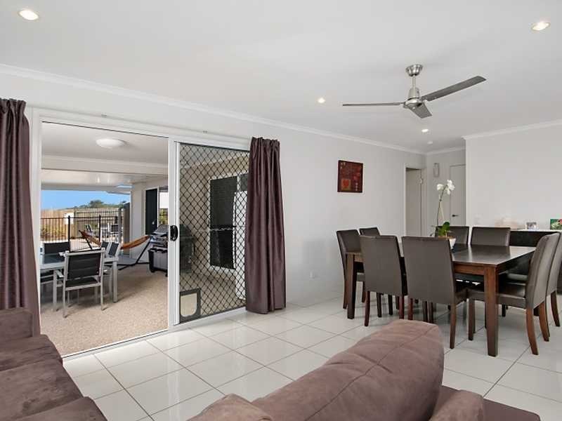 8 Rollins Street, Sippy Downs QLD 4556