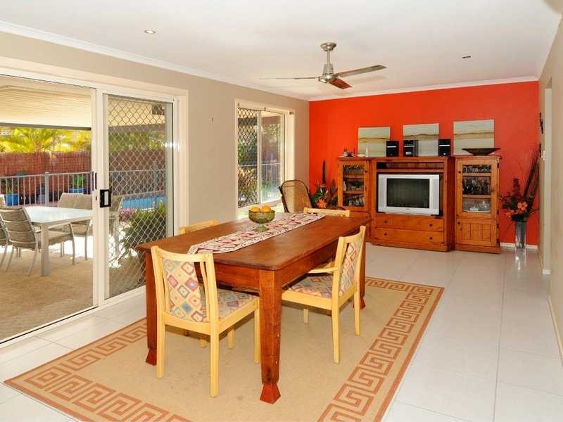 10 Bronte Court, Sippy Downs QLD 4556