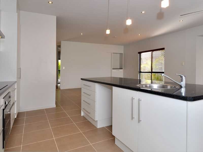 22 Bateman Street, Sippy Downs QLD 4556