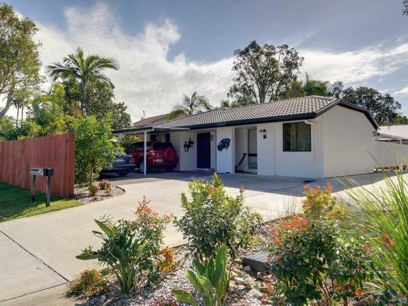 30 Karawatha Drive, Mountain Creek QLD 4557