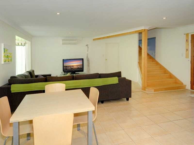 16 Beaverbrook Circuit, Sippy Downs QLD 4556