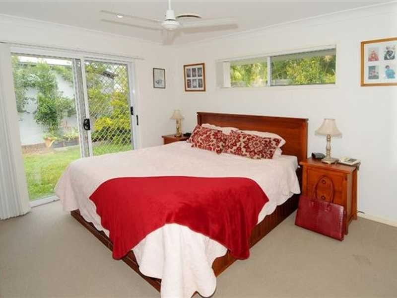 6 Ellington Street, Sippy Downs QLD 4556