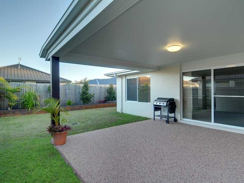 17 Clarence Place, Sippy Downs QLD 4556