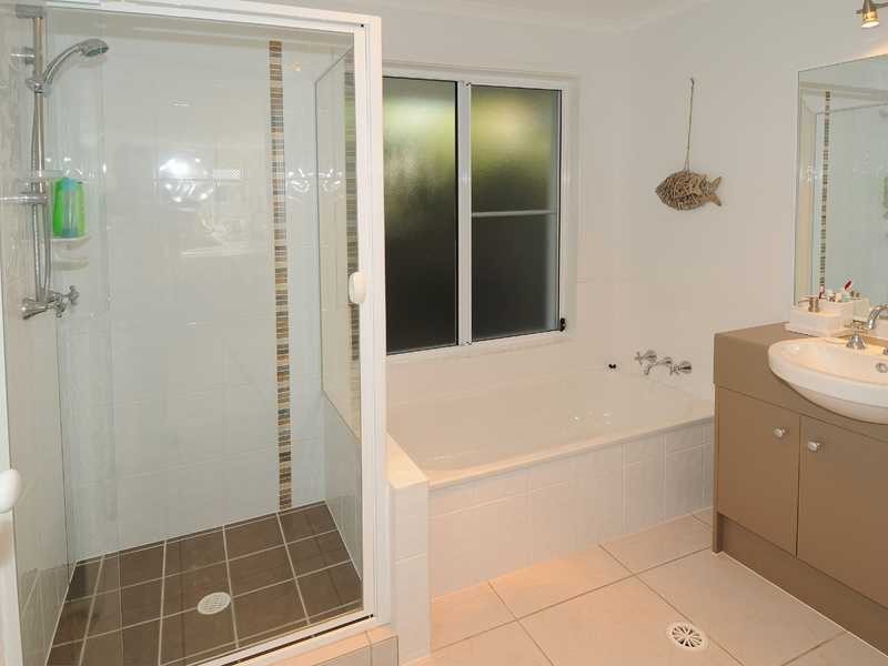 6 Clearwater Circuit, Bli Bli QLD 4560