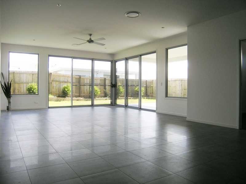 17 Parrot Place, Mountain Creek QLD 4557