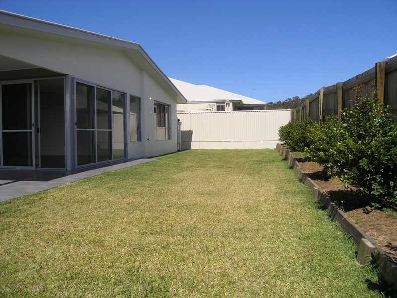 17 Parrot Place, Mountain Creek QLD 4557