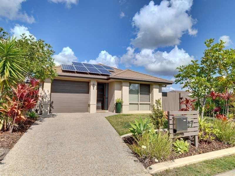 27 Riveroak Way, Sippy Downs QLD 4556