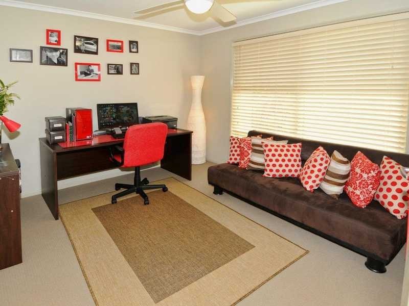 27 Riveroak Way, Sippy Downs QLD 4556