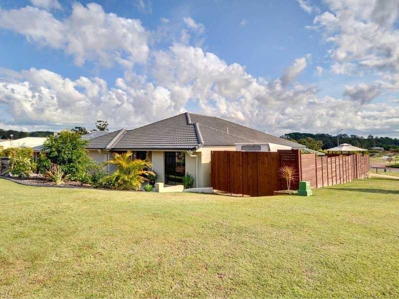 2 Clearwater Circuit, Bli Bli QLD 4560