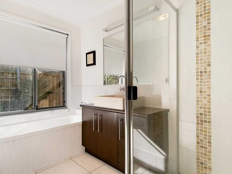 24 Leea Street, Sippy Downs QLD 4556