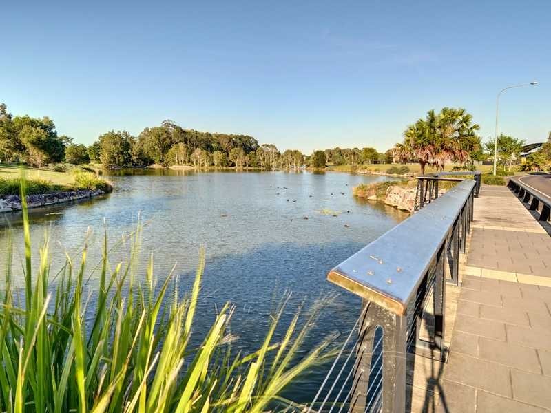 36 Riveroak Way, Sippy Downs QLD 4556