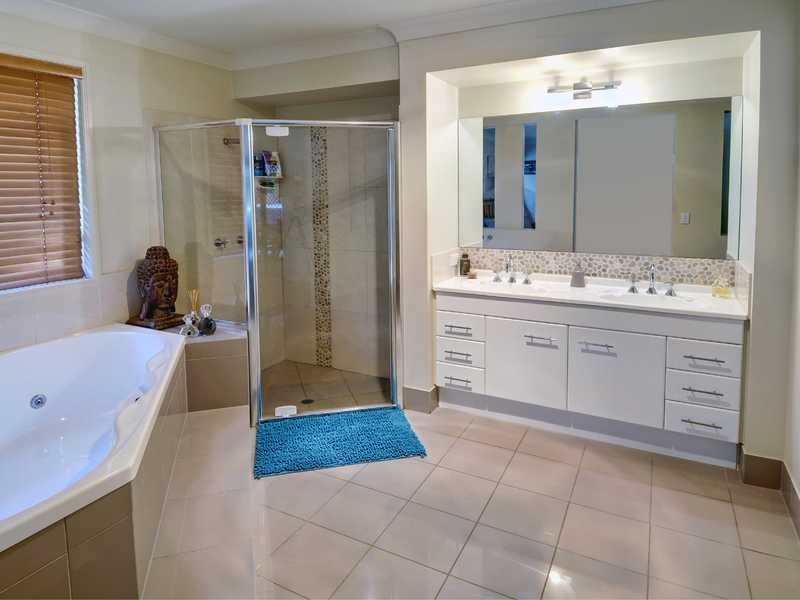 6 Lilly Court, Bli Bli QLD 4560