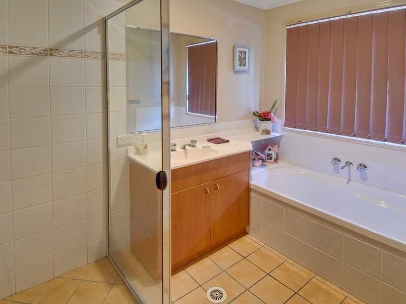 5 Statesman Circuit, Sippy Downs QLD 4556