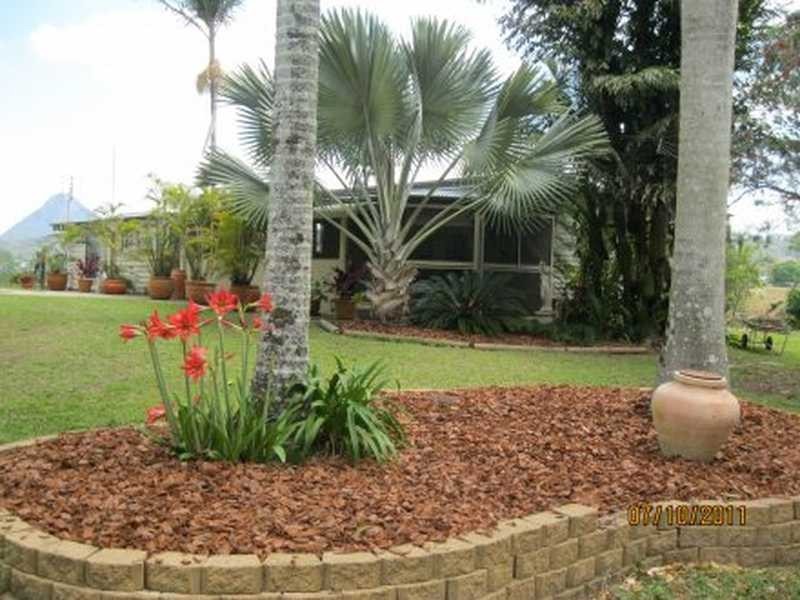 123 Old Peachester Road, Beerwah QLD 4519