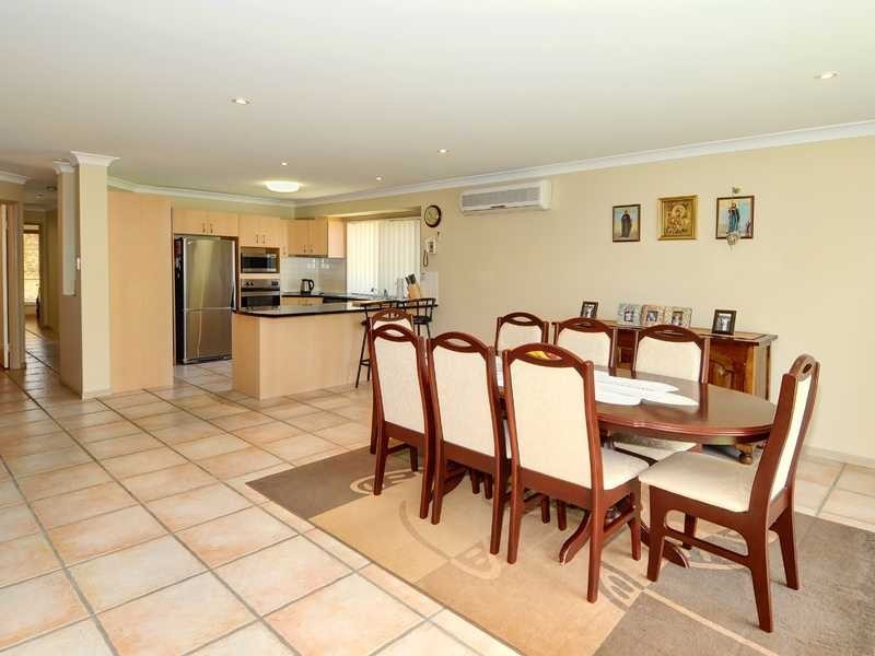 122 University Way, Sippy Downs QLD 4556