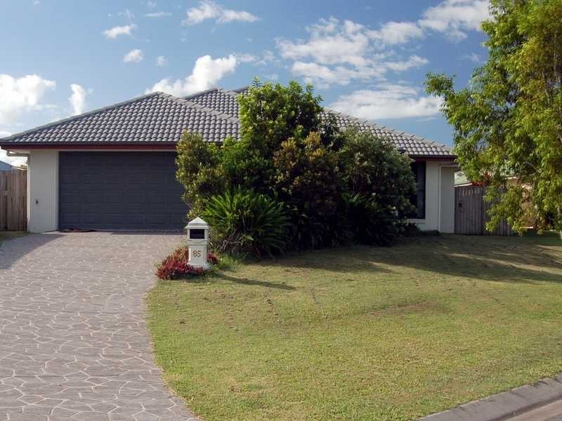 85 Albany St, Sippy Downs QLD 4556