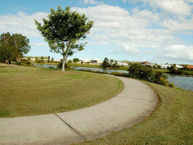 85 Albany St, Sippy Downs QLD 4556