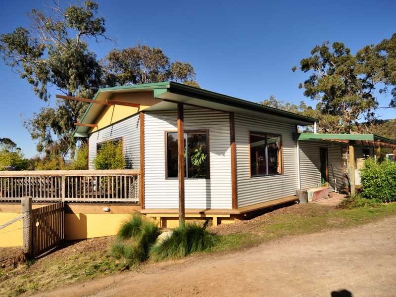 64 Manuka Road, Oyster Cove TAS 7150