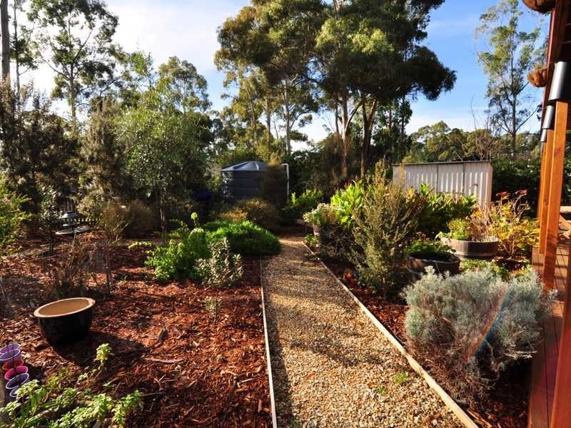 Coningham TAS 7054