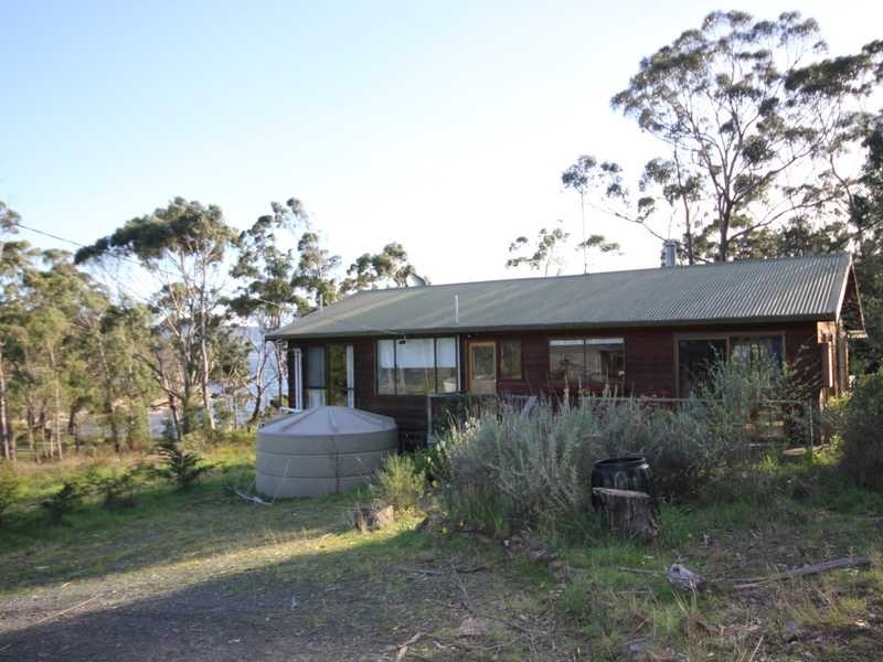 6757 Channel Highway, Deep Bay TAS 7112
