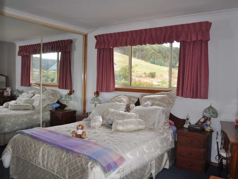 3 Elizabeth Street, Cygnet TAS 7112