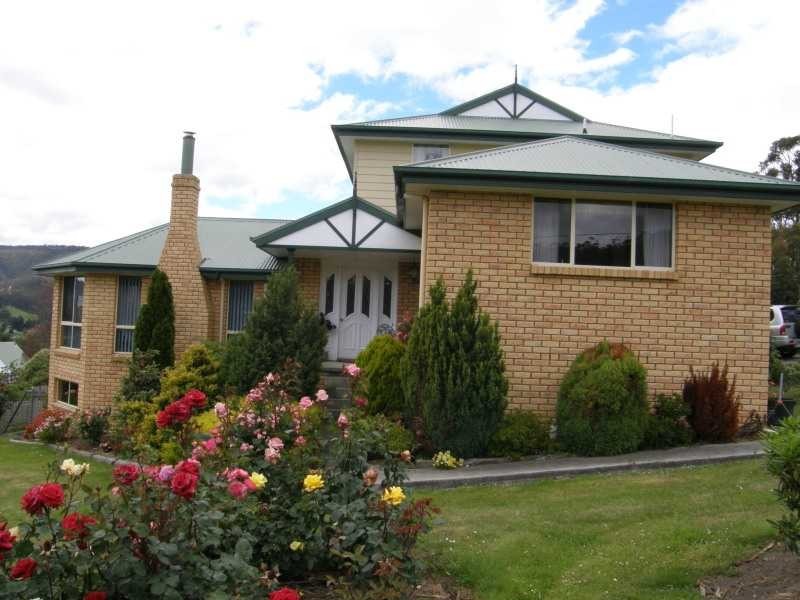 3 Elizabeth Street, Cygnet TAS 7112