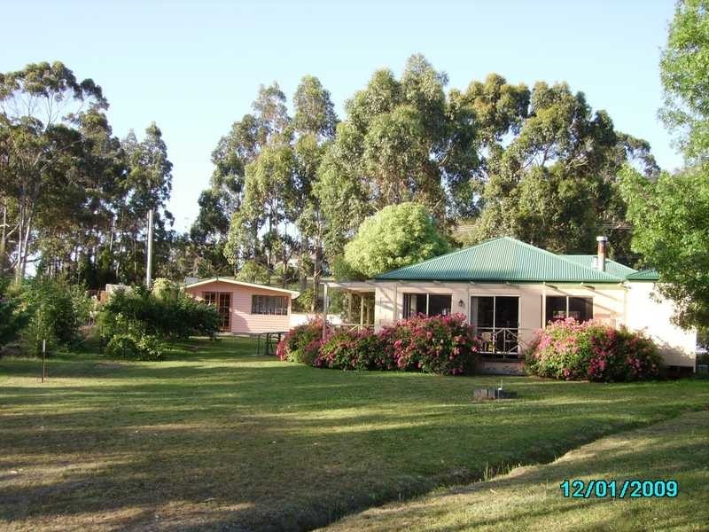 Deep Bay TAS 7112