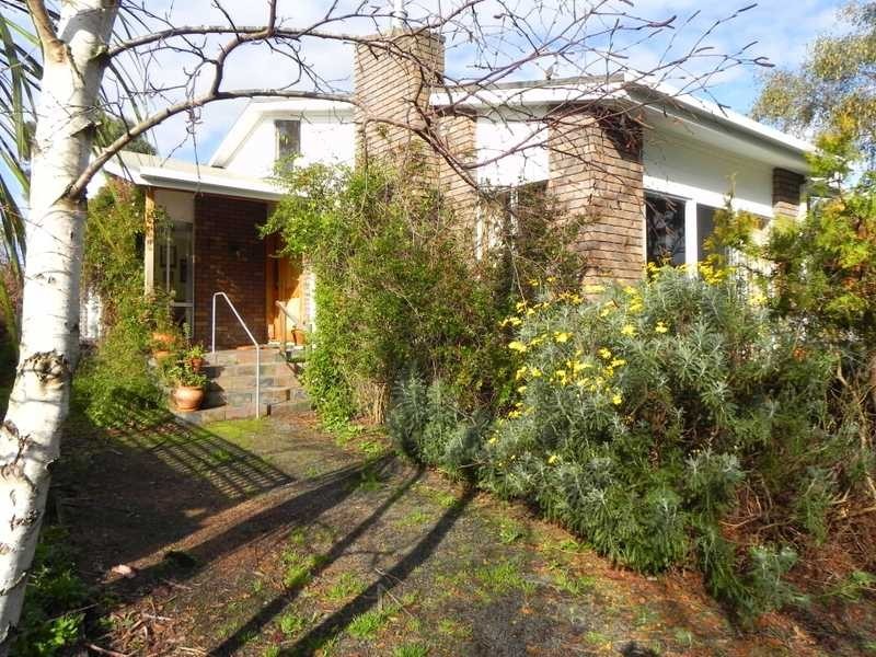 33 Esplanade Road, Cygnet TAS 7112