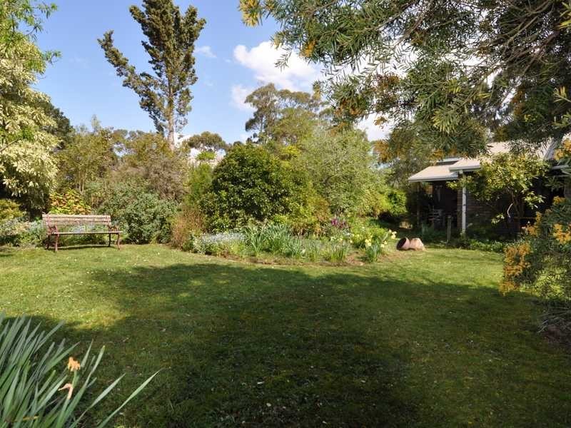 33 Esplanade Road, Cygnet TAS 7112