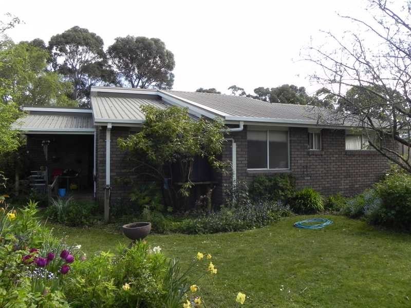 33 Esplanade Road, Cygnet TAS 7112