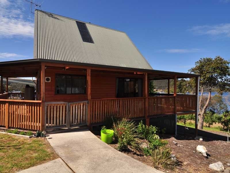 42 Chuter Street, Deep Bay TAS 7112