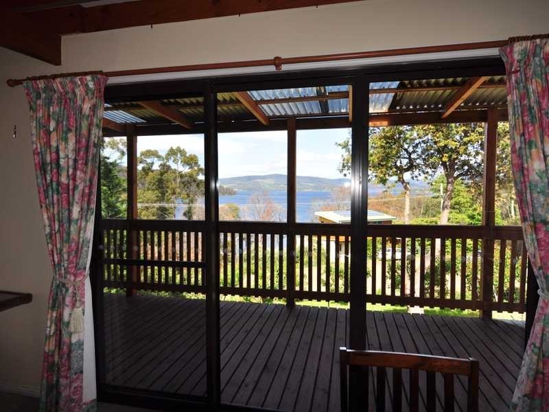 42 Chuter Street, Deep Bay TAS 7112